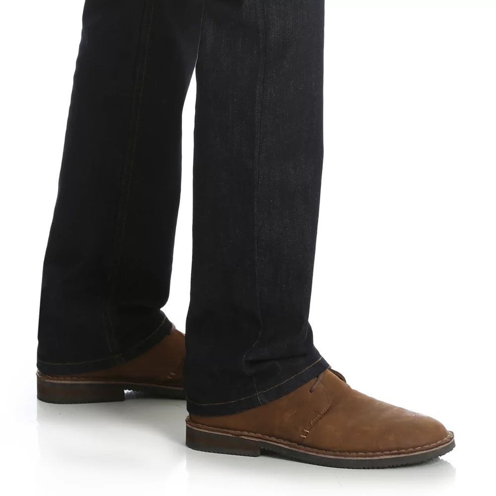 Men's Wrangler Straight-Fit Jeans 7 Men's Wrangler Straight-Fit Jeans - Image 5